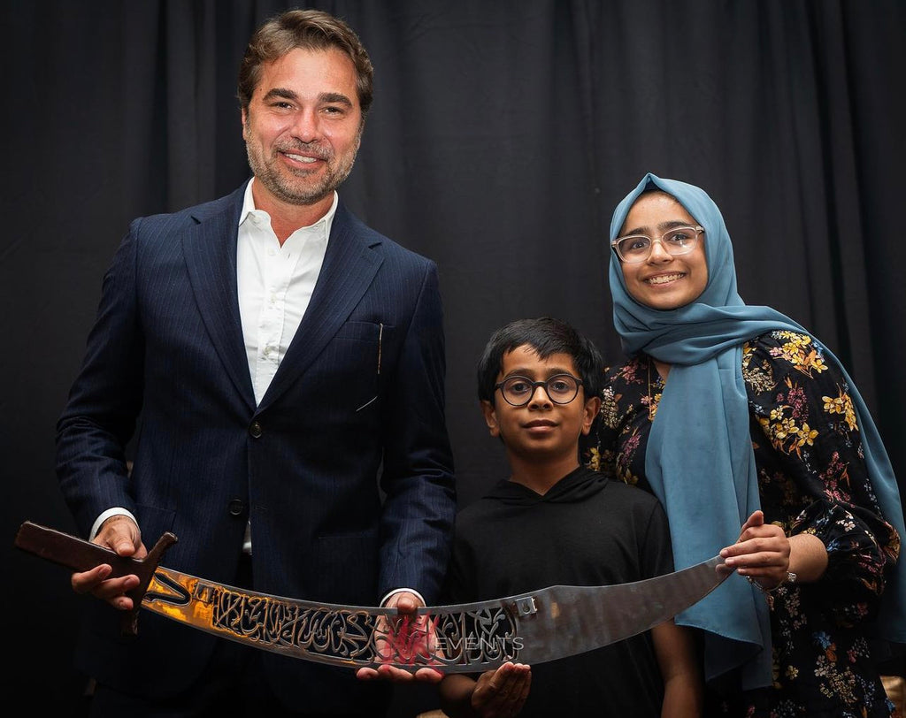 Shahada calligraphy sword wall art
