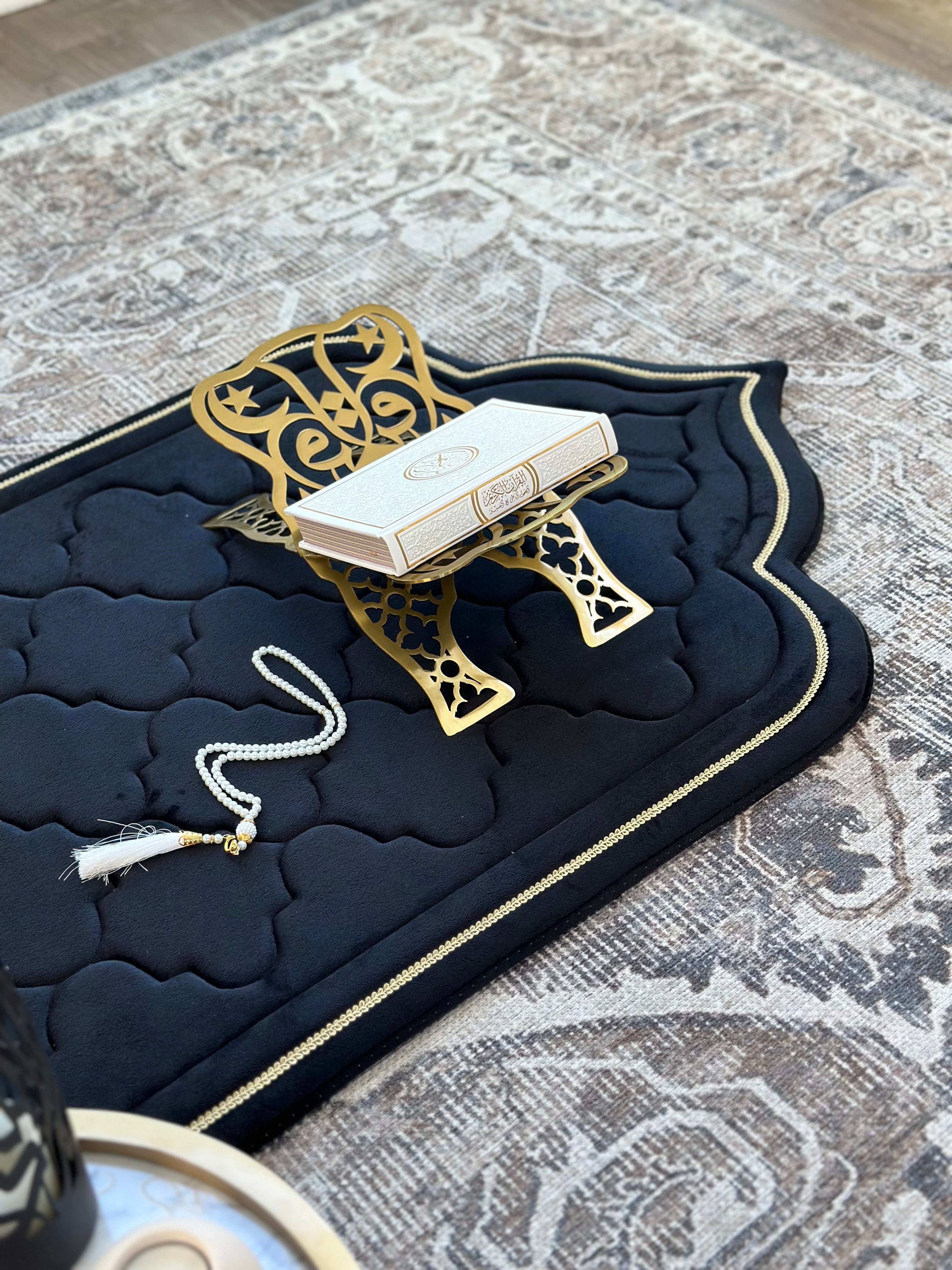 Luxury Padded Anti Slip Moroccan (Adult) Prayer Mat – Soft Islamic Rug with Carrying Case