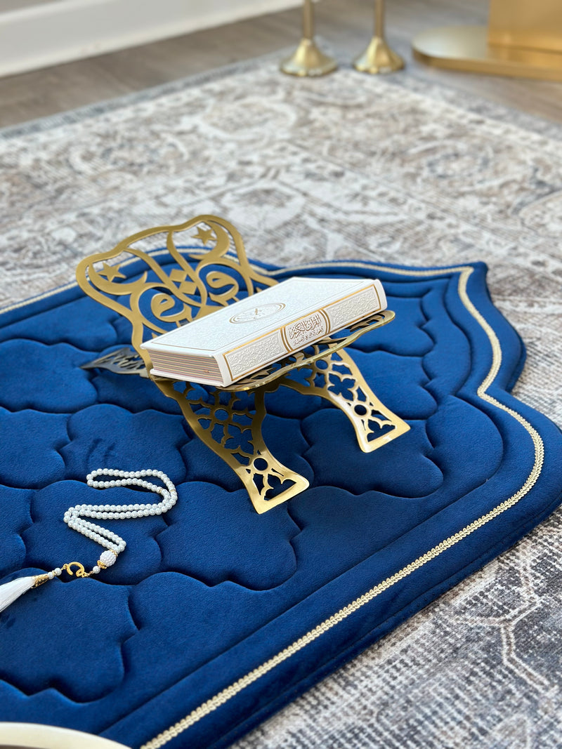 Kids Luxury Padded Anti Slip Moroccan Prayer Mat – Soft Islamic Rug with Carrying Case
