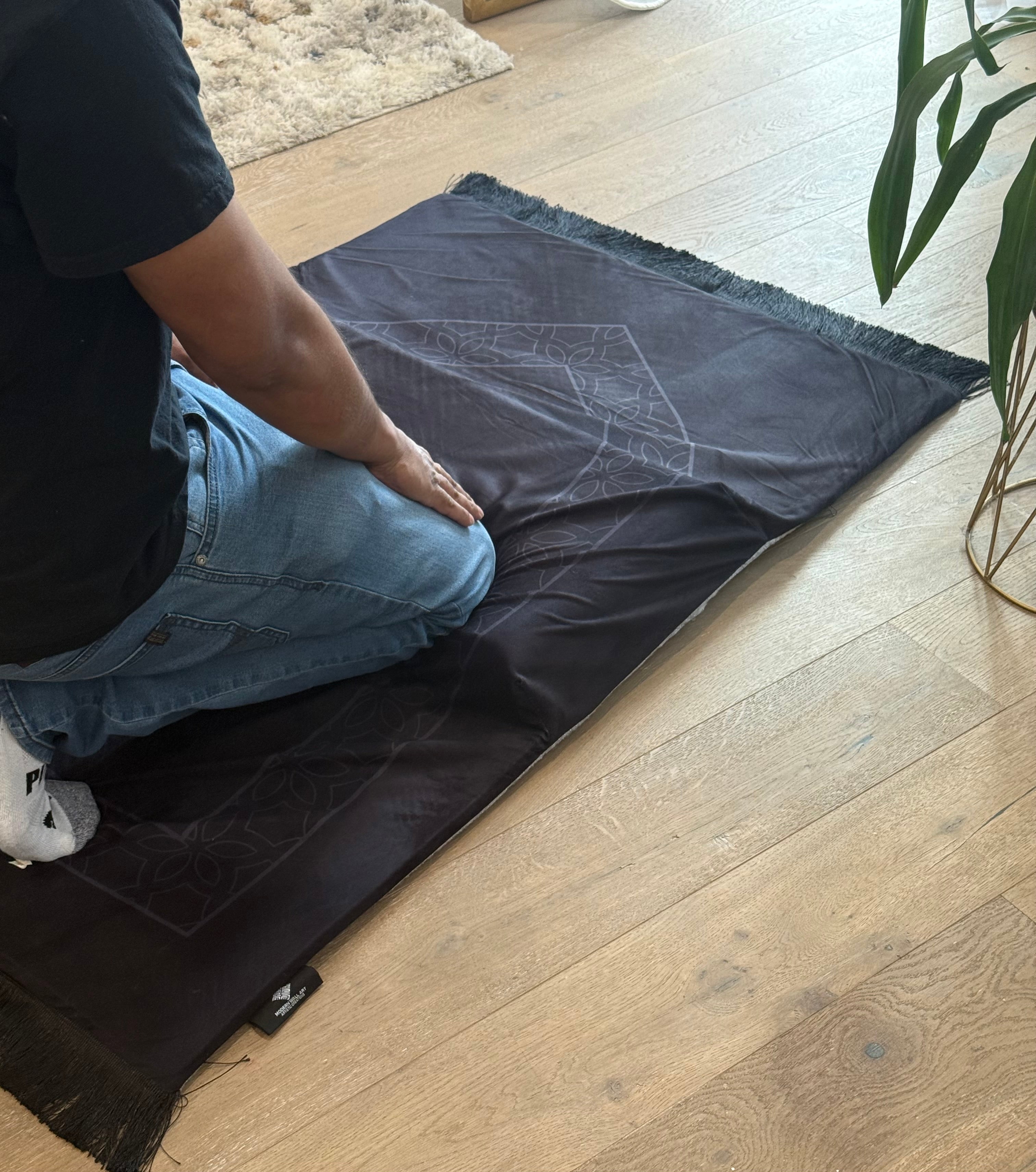 Rukuh Relief Memory Foam Prayer Mat – Extra Large Islamic Rug for