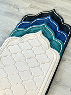 Luxury Padded Anti Slip Moroccan (Adult) Prayer Mat – Soft Islamic Rug with Carrying Case