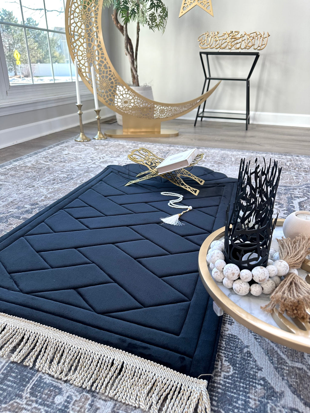 Modern Islamic Rug Large Seashell Design Luxury Prayer Mat – Soft Padded Islamic Rug with ...