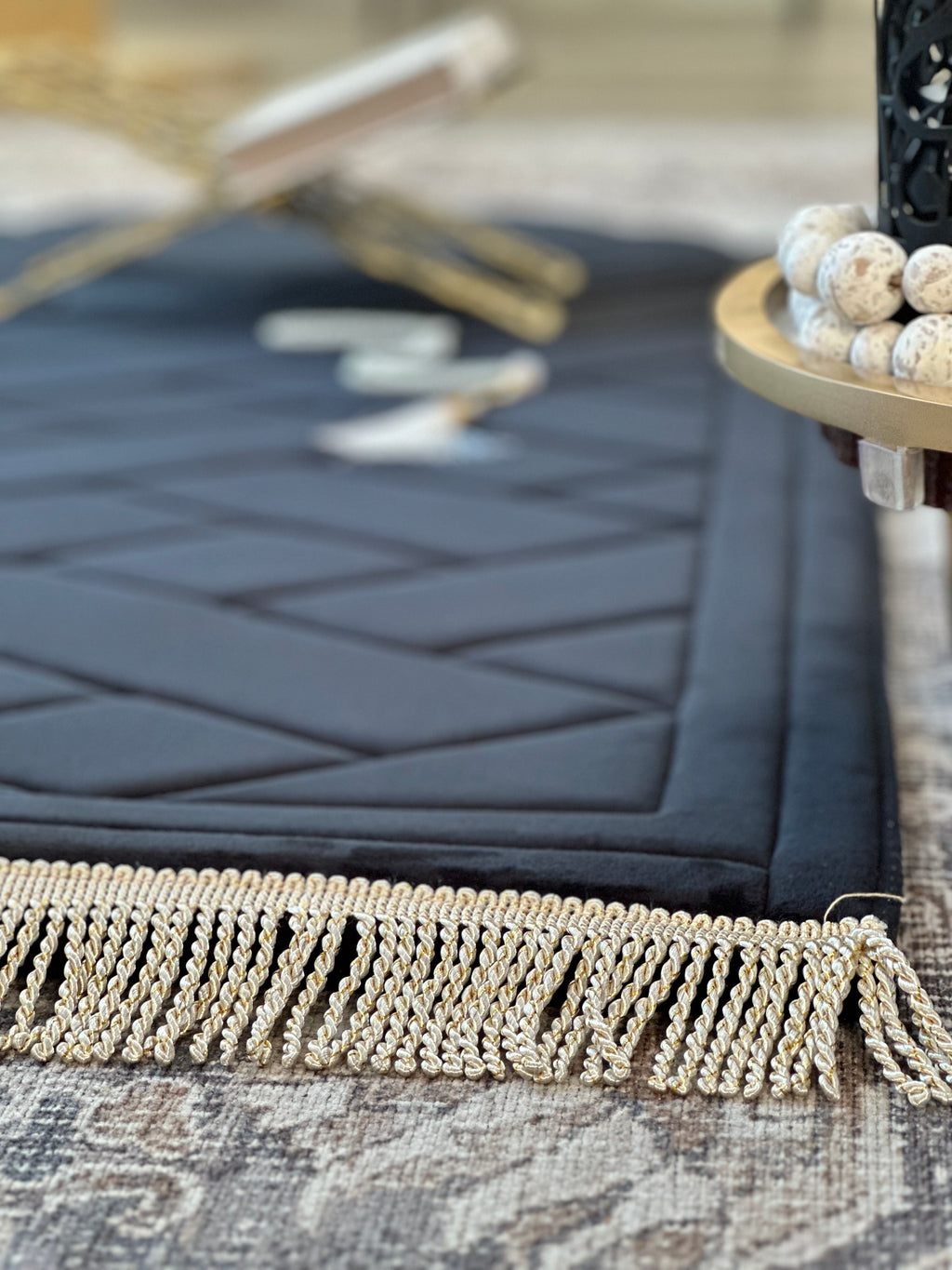 Modern Islamic Rug Large Seashell Design Luxury Prayer Mat – Soft Padded Islamic Rug with ...