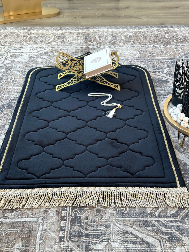 Kids Luxury Padded Anti Slip Moroccan Prayer Mat – Soft Islamic Rug with Carrying Case
