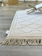 Luxury Padded Anti Slip Moroccan (Adult) Prayer Mat – Soft Islamic Rug with Carrying Case