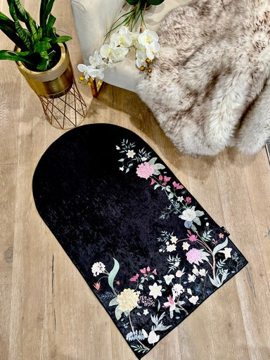 Floral Velvet Prayer Mat – Soft Anti-Slip Islamic Rug with Carrying Case
