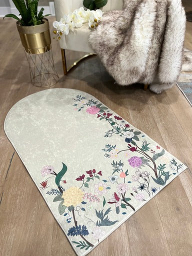 Floral Velvet Prayer Mat – Soft Anti-Slip Islamic Rug with Carrying Case