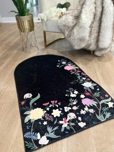 Floral Velvet Prayer Mat – Soft Anti-Slip Islamic Rug with Carrying Case
